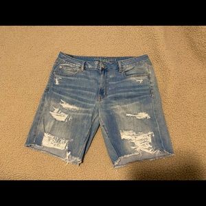 American Eagle Tomgirl Bermuda Shorts